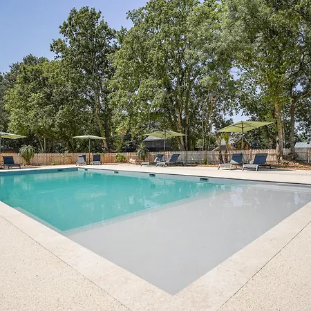 N°23, Golf Et Piscine Commune, 2 Casa de Férias