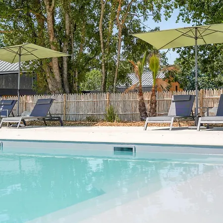 Casa de Férias N°23, Golf Et Piscine Commune, 2 Nesmy